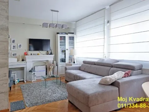 Stan in Zvezdara Sve Podlokacije