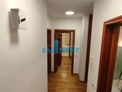 Izdavanje, četvorosoban stan, 115m², Kalenić Pijaca, Vračar Sve Podlokacije - image 14
