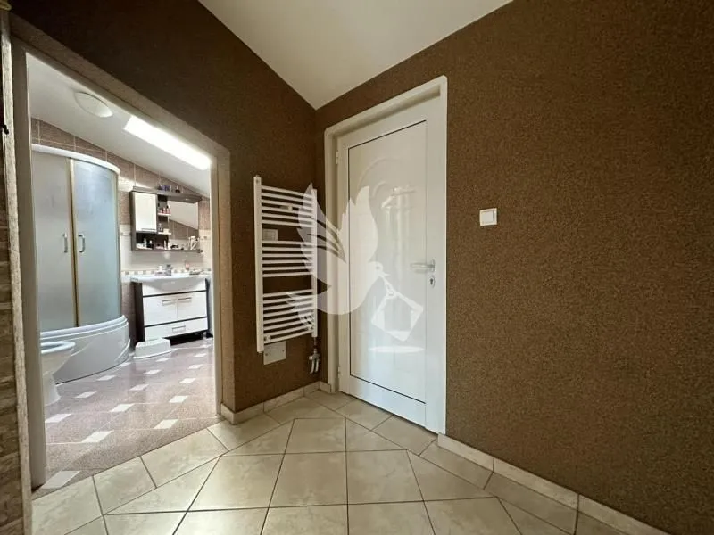 Sale, apartment, 173m², Tozino Voce, Mladenovac