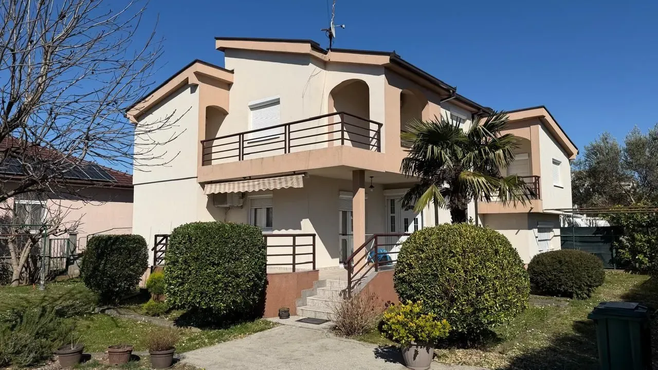 Sale, house, 164m², Gornja Gorica, Podgorica