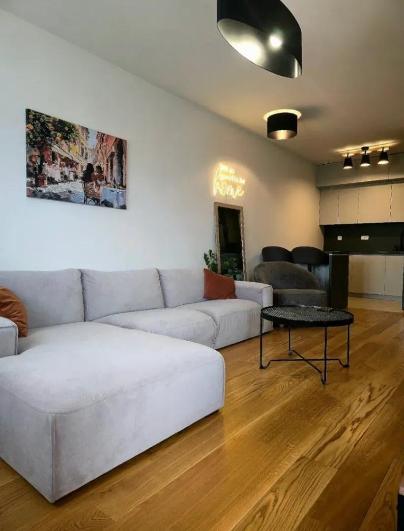 Izdavanje, jednosoban stan, 48m², New City, Podgorica