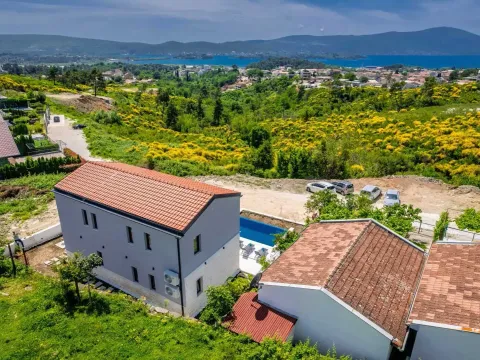 Sale, house, 250m², Mrčevac, Tivat - image 7
