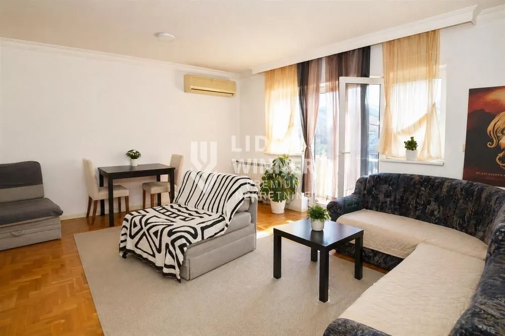 Prodaja, trosoban stan, 70m², Bogoslovija, Palilula Sve Podlokacije