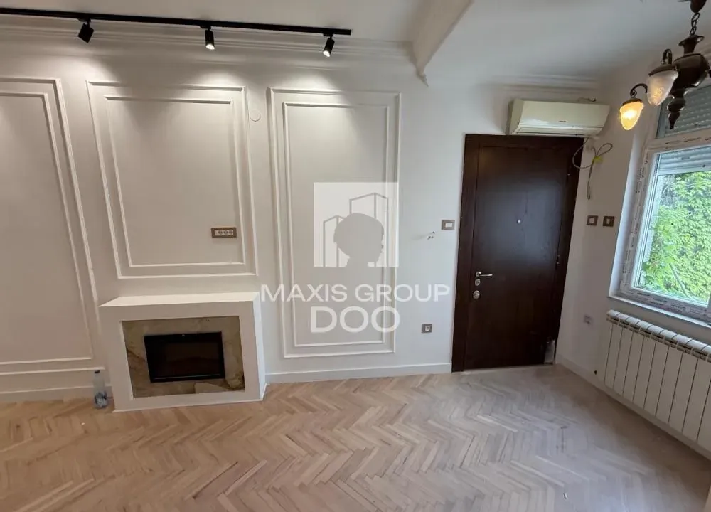 Izdavanje, trosoban stan, 80m², Slavija, Vračar Sve Podlokacije