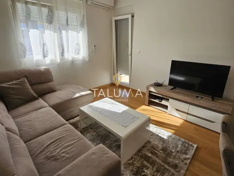 Rent, one bedroom apartment, 45m², City Kvart, Podgorica - image 2