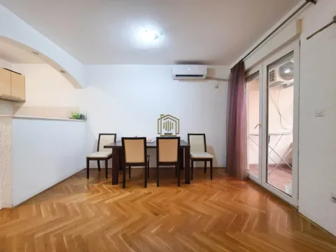 Izdavanje, dvosoban stan, 71m², Zagorič, Podgorica - image 4