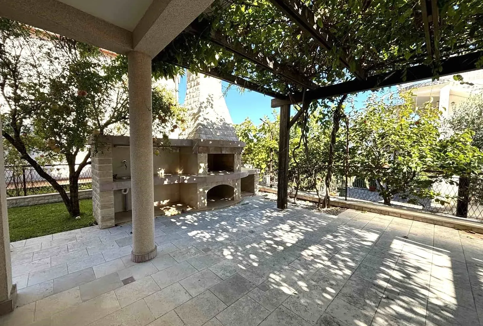 Sale, house, 295m², Radovići, Tivat