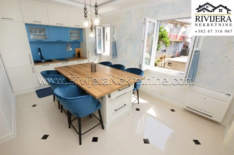 Prodaja, kuća, 400m², Bijela, Herceg Novi