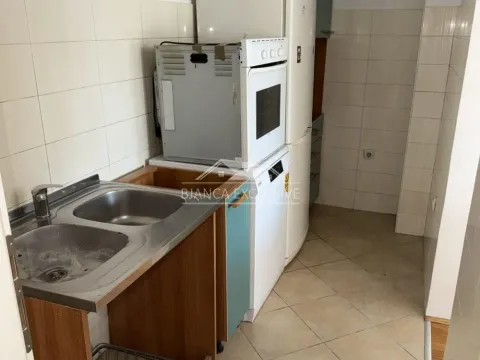 Prodaja, četvorosoban stan, 90m², Đeram Pijaca, Beograd - image 13