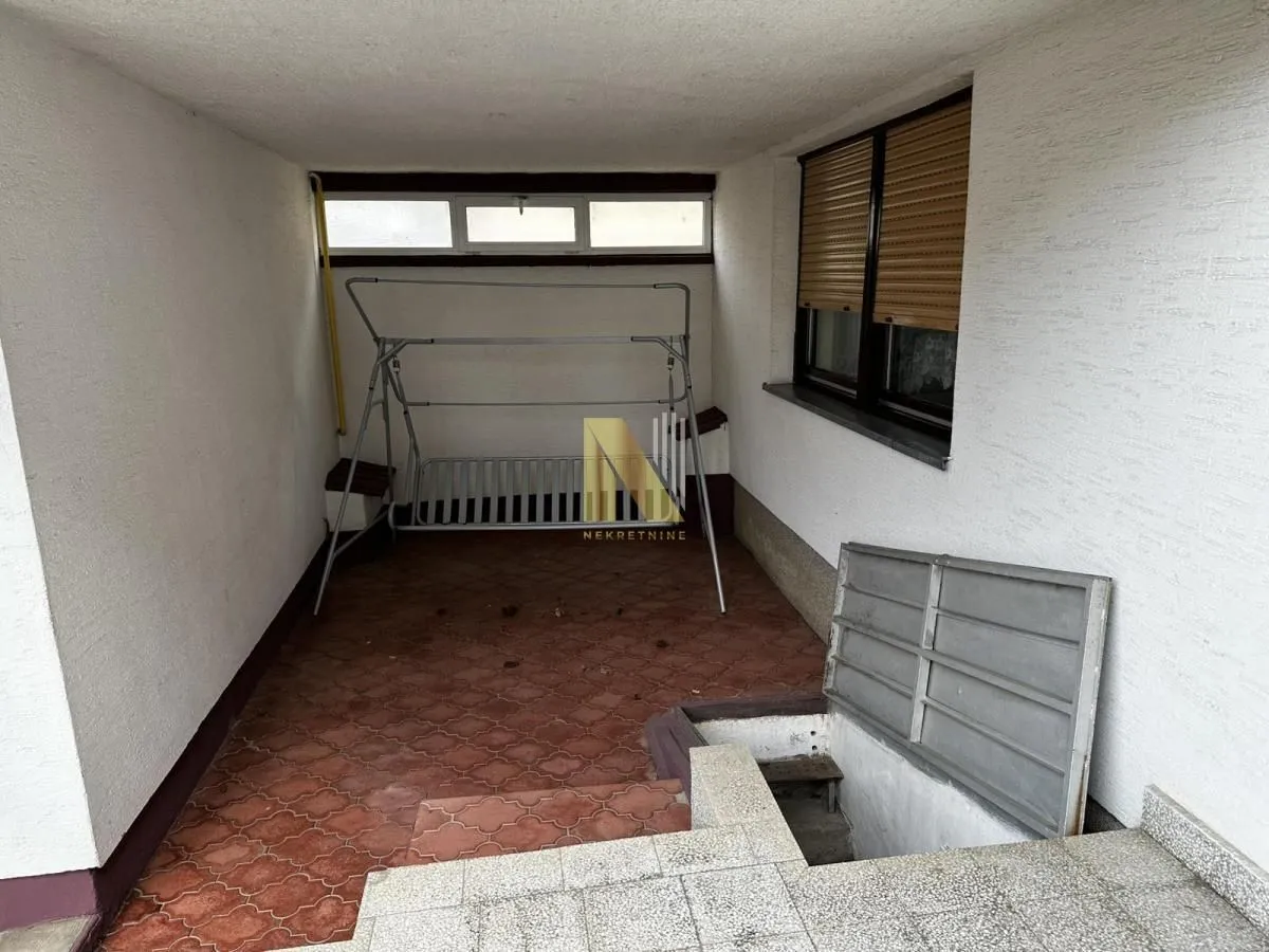 Prodaja, kuća, 281m², Centar, Žabljak