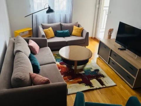 Izdavanje, jednosoban stan, 47m², City Kej, Podgorica - image 4