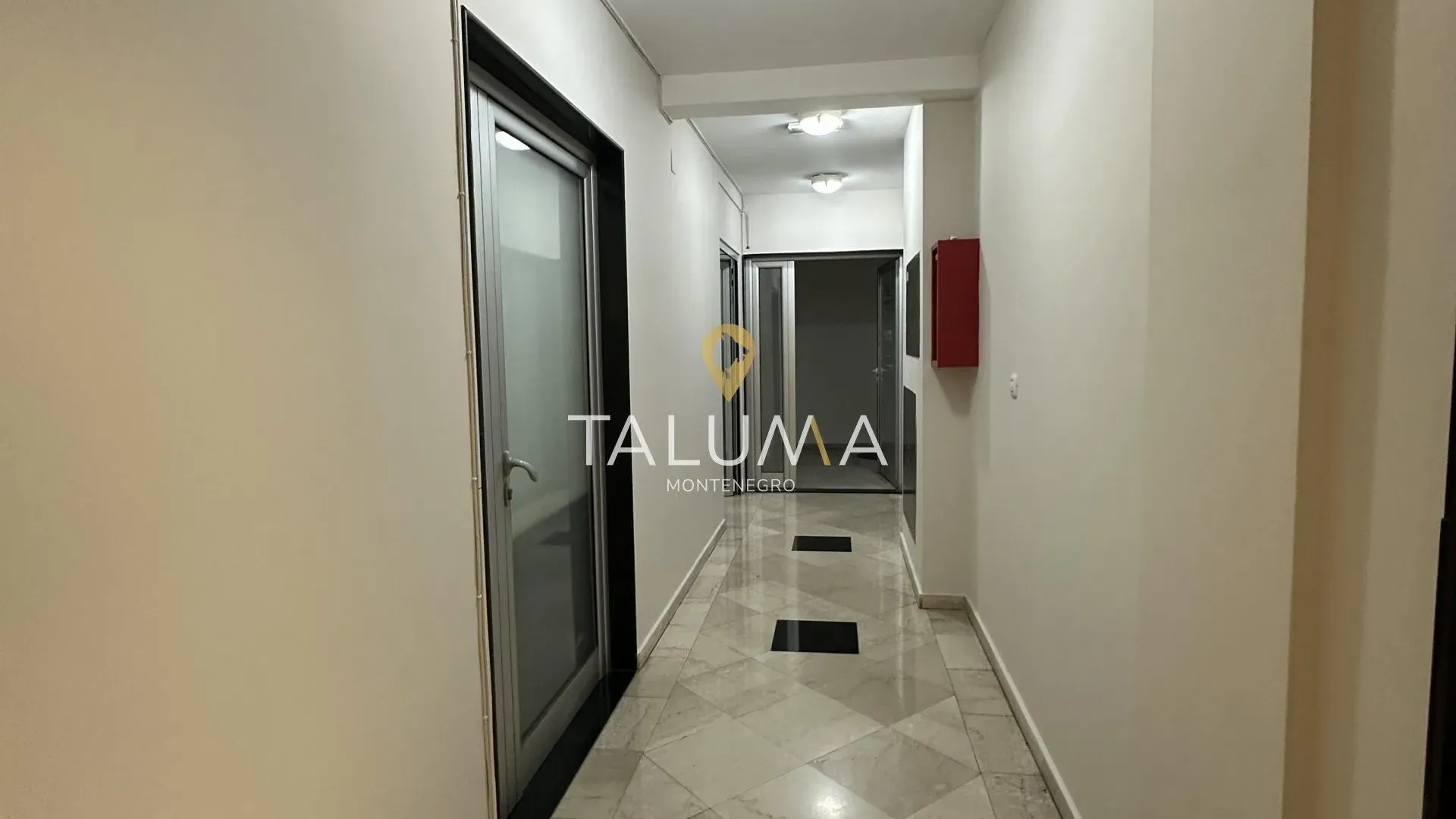 Rent, office space, 130m², Preko Morače, Podgorica