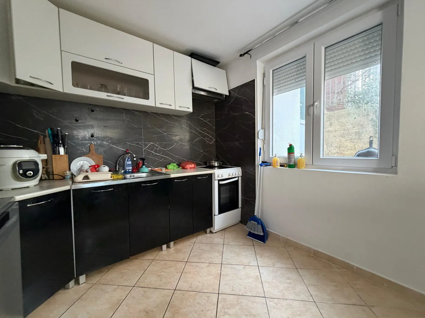 Rent, two bedroom apartment, 75m², Krašići, Tivat