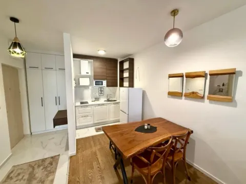 Prodaja, jednosoban stan, 43m², Zabjelo, Podgorica