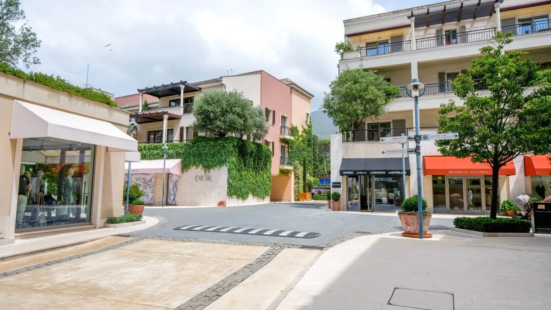 Prodaja, jednosoban stan, 68m², Tivat, Crna Gora