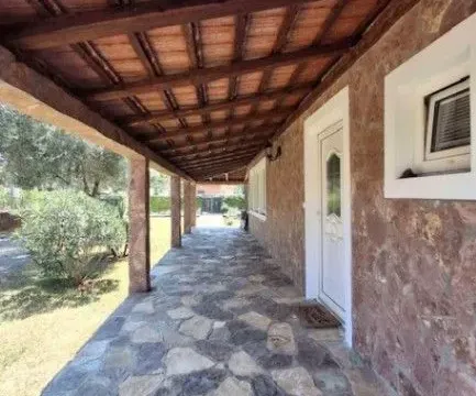 Izdavanje, kuća, 120m², Tološi, Podgorica - image 9