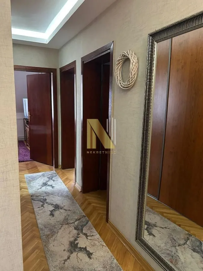 Prodaja, trosoban stan, 104m², Podbara, Novi Sad Sve Podlokacije