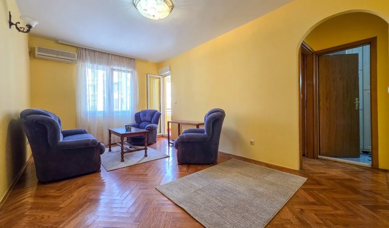 Izdavanje, jednosoban stan, 40m², Zagorič, Podgorica