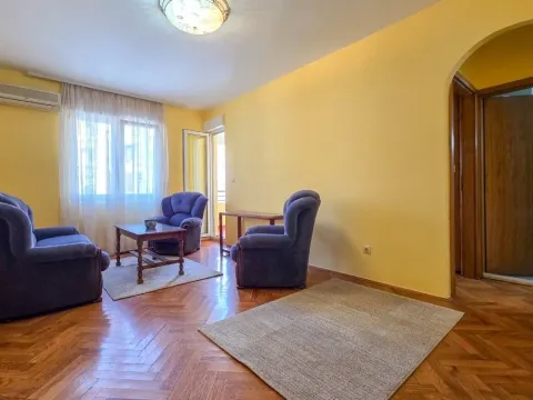 Izdavanje, jednosoban stan, 40m², Zagorič, Podgorica - image 2