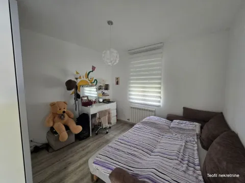 Prodaja, kuća, 200m², Ledine, Beograd - image 9