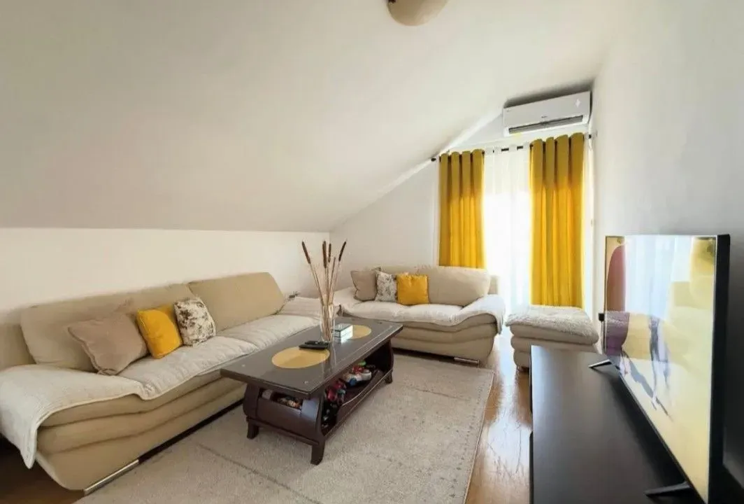 Prodaja, dvosoban stan, 68m², Stari Aerodrom, Podgorica