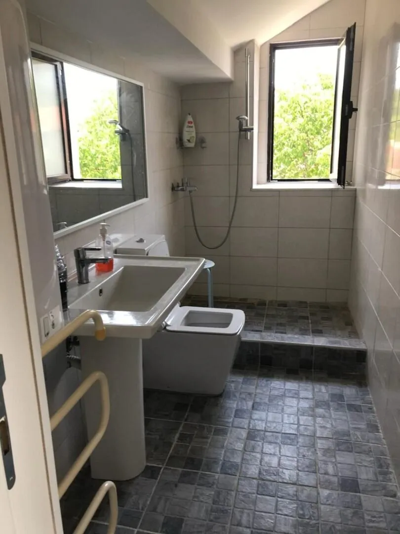 Prodaja, kuća, 630m², Tivat, Crna Gora