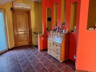 Prodaja, kuća, 180m², Jajinci, Voždovac Sve Podlokacije - image 12