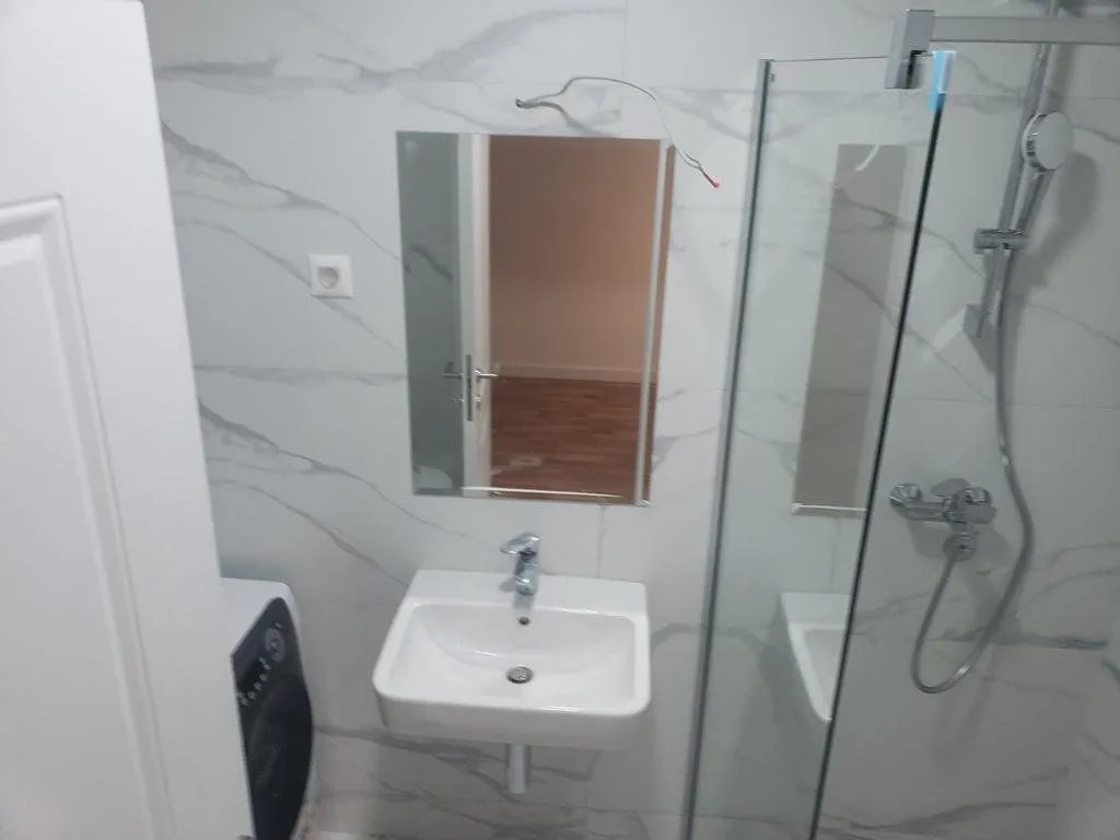 Izdavanje, jednosoban stan, 50m², Zabjelo, Podgorica