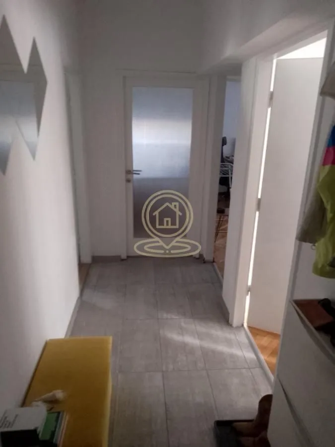 Izdavanje, trosoban stan, 78m², Južni Bulevar, Vračar Sve Podlokacije