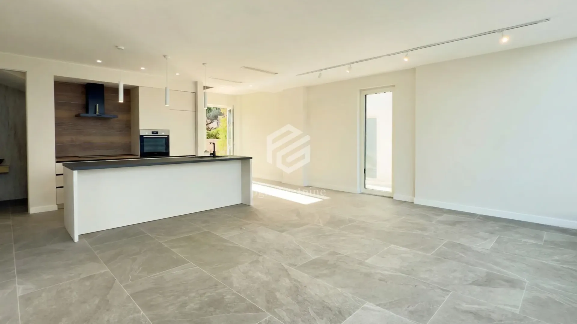 Sale, house, 119m², Krašići, Tivat