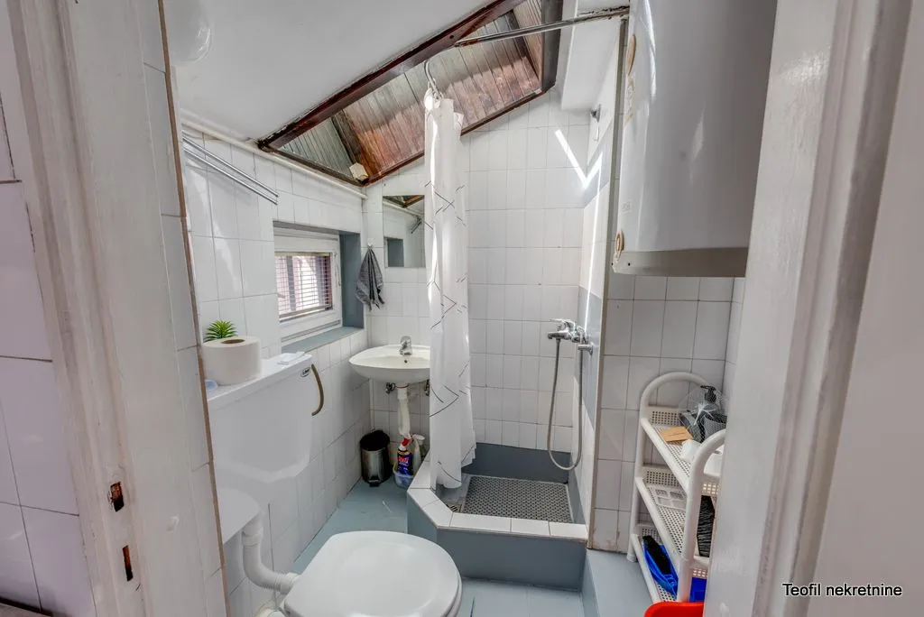 Prodaja, trosoban stan, 105m², Centar, Kruševac