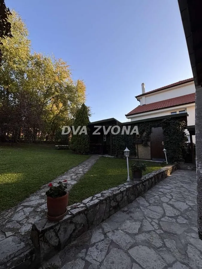 Prodaja, kuća, 140m², Banja Vrdnik, Irig