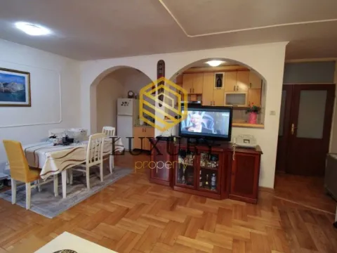 Prodaja, dvosoban stan, 82m², Blok 5, Podgorica - image 5