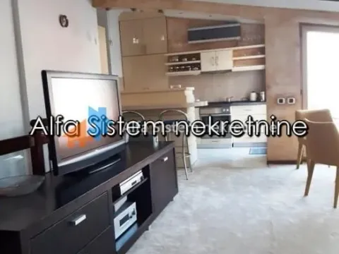 Rent, four bedroom apartment, 120m², Vračar Centar, Vračar Sve Podlokacije - image 3
