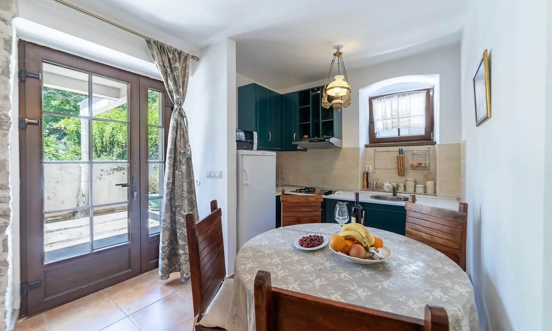 Prodaja, trosoban stan, 112m², Kotor, Crna Gora