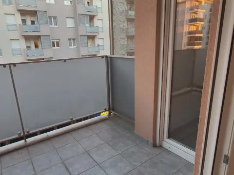 Rent, one bedroom apartment, 47m², City Kvart, Podgorica - image 8