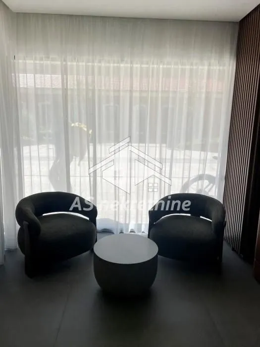 Izdavanje, dvosoban stan, 52m², Vračar Sve Podlokacije, Beograd