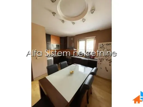 Rent, house, 200m², Surčin, Beograd - image 4