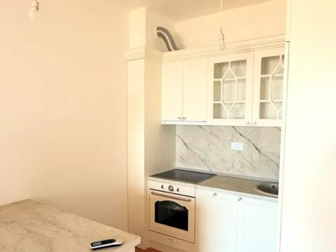 Sale, one bedroom apartment, 45m², Bečići, Budva - image 3