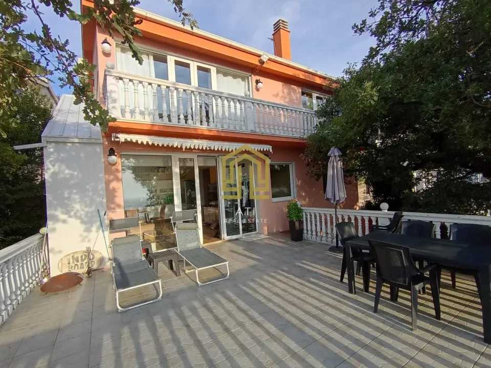 Sale, house, 180m², Sutomore, Bar