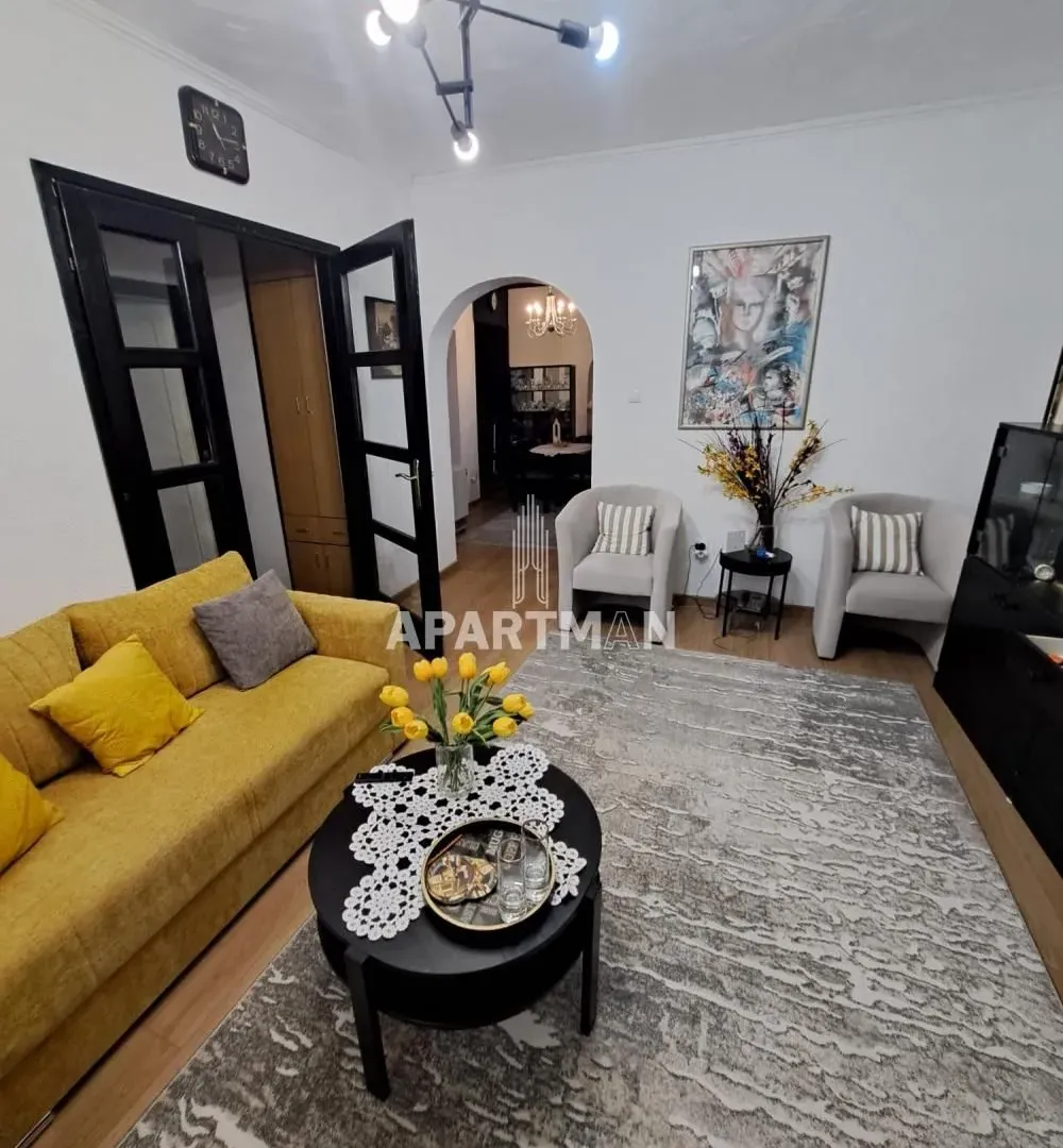 Prodaja, trosoban stan, 71m², Zemun Sve Podlokacije, Beograd
