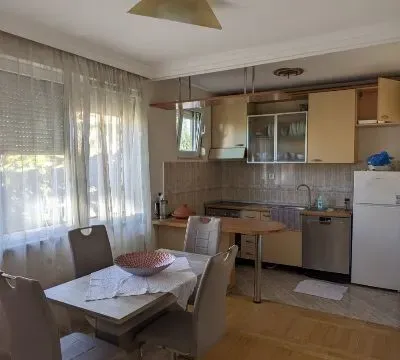 Izdavanje, jednosoban stan, 55m², Preko Morače, Podgorica - image 10