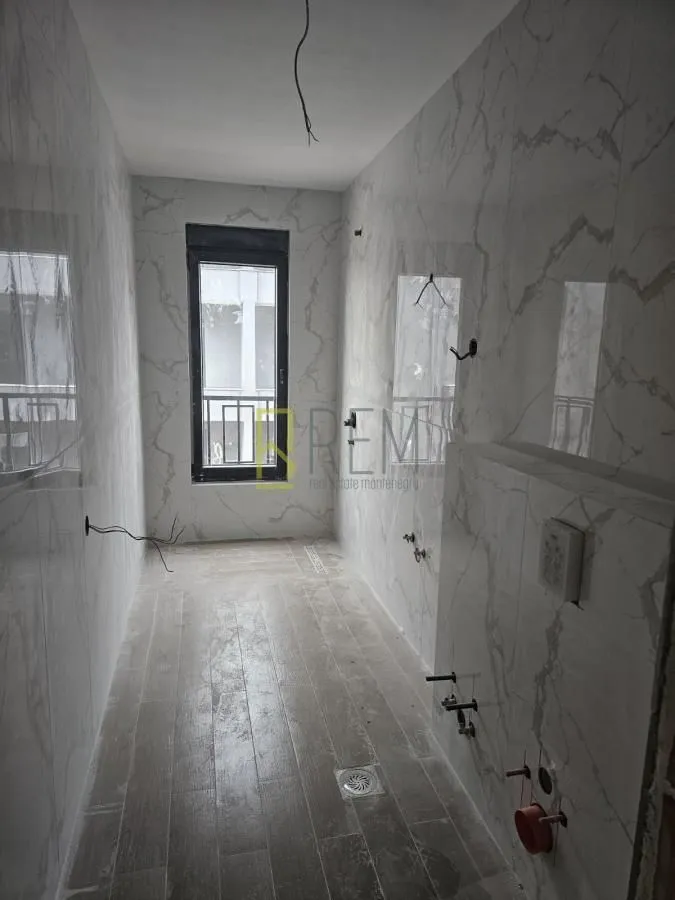 Prodaja, dvosoban stan, 68m², Gorica C, Podgorica