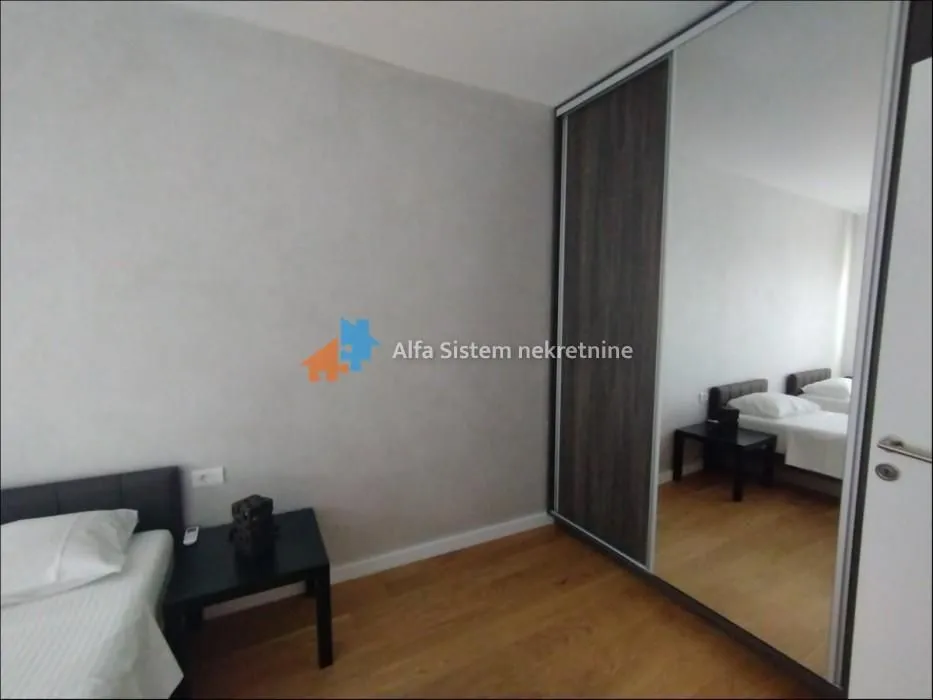 Izdavanje, trosoban stan, 88m², Trošarina, Voždovac Sve Podlokacije