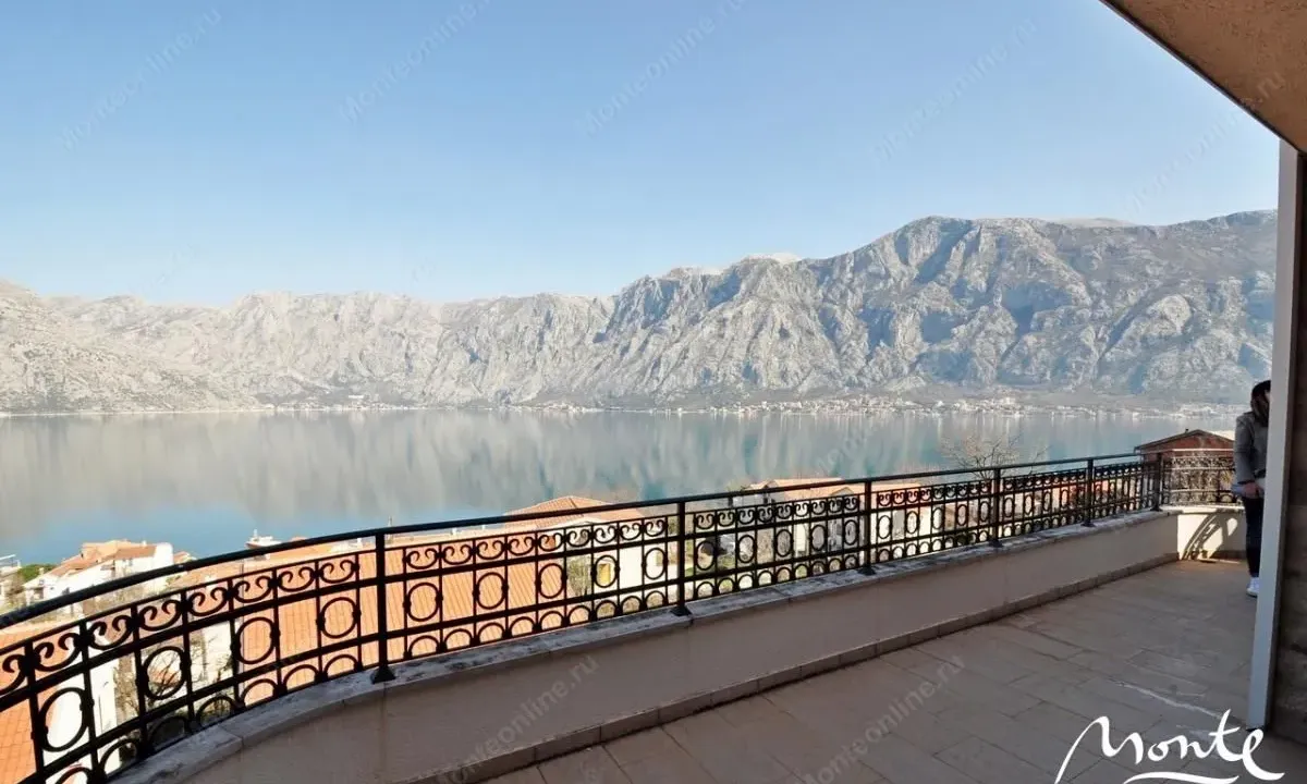 Sale, three bedroom apartment, 119m², Prčanj, Kotor