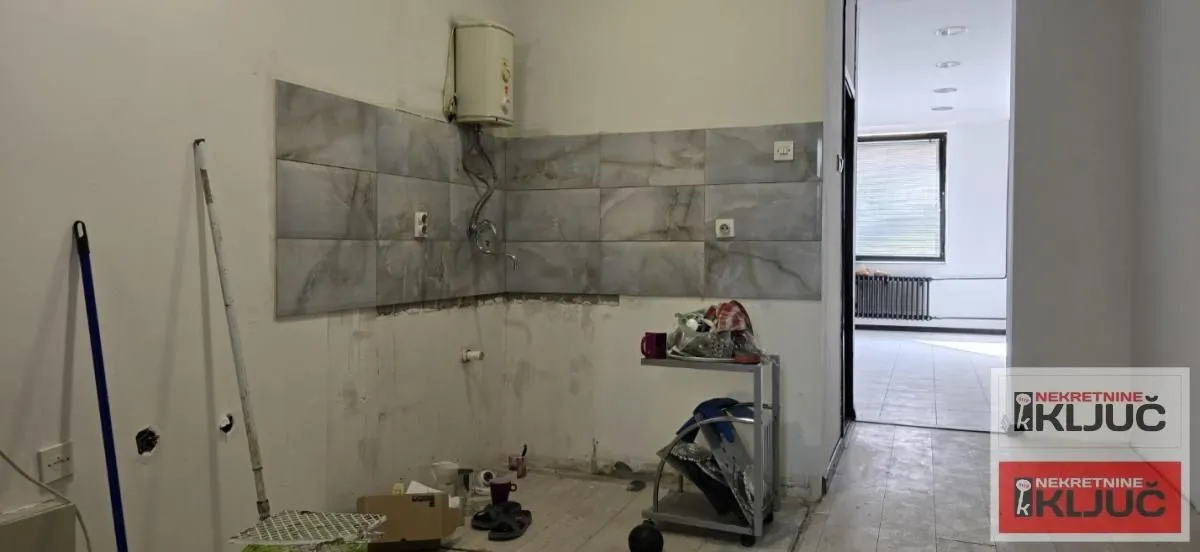 Rent, office space, 61m², Centar, Novi Sad