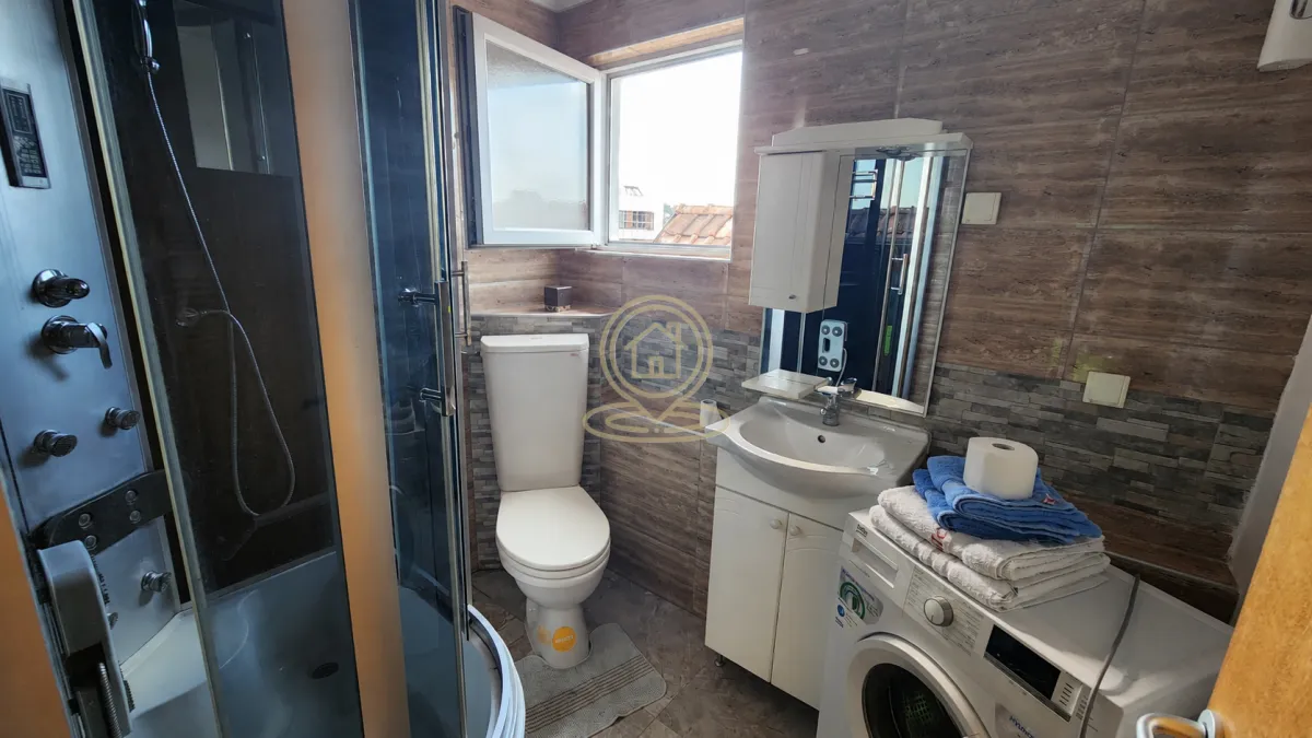 Izdavanje, garsonjera, 30m², Petrovaradin, Novi Sad