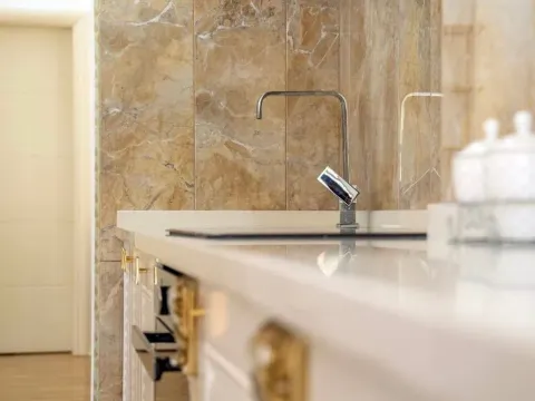 Rent, three bedroom apartment, 150m², Bečići, Budva - image 9