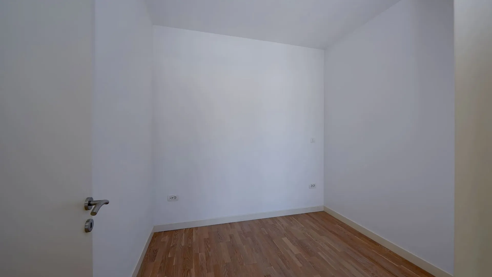 Sale, three bedroom apartment, 62m², Dobrota, Kotor