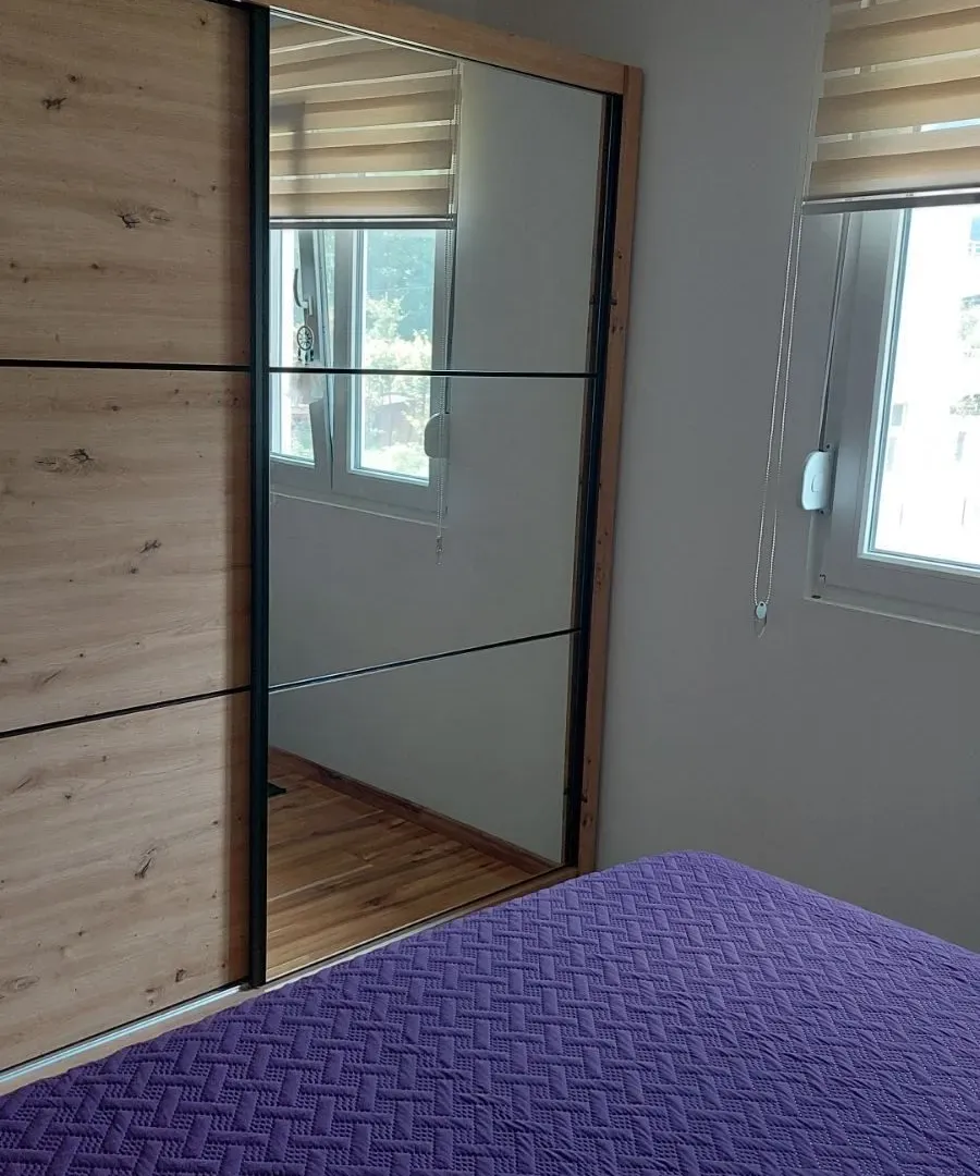 Izdavanje, dvosoban stan, 74m², Bar, Crna Gora
